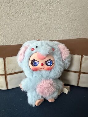 Baby Three 80% blue and pink elephant with special eyes!